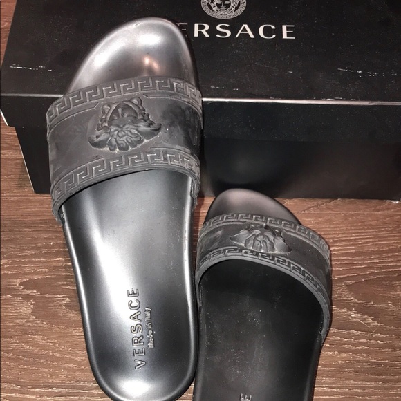 versace medusa slides